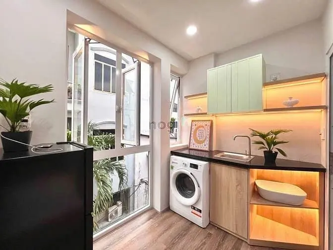 ​Huỳnh Văn Bánh Phú Nhuận, Chdv 7Pn Khép Kín, Thu Nhập Ổn Định, Giá 8.