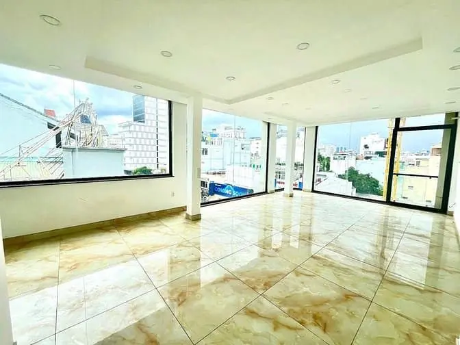 Hiếm Có Góc 2 Mặt Tiền Phan Đăng Lưu, 173M², Đơn Giá Chỉ 300 Triệu/M²