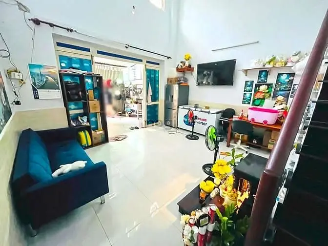 Hot Hot! Nhà 1 Lầu 2Pn, 5X11M Xe Hơi Quay Đầu Lâm Văn Bền, Quận 7