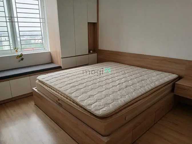 Bán Căn Hộ Chung Cư Việt Hưng Tầng 14 Ct10 .5,5 Tỷ