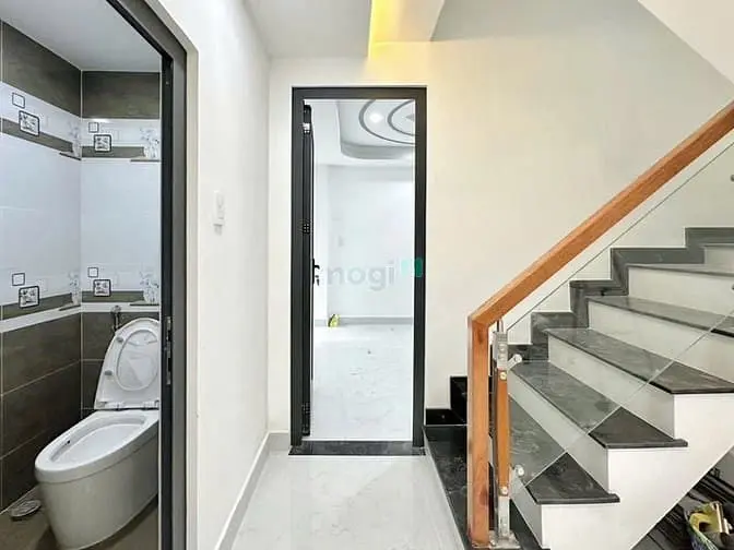 ​Đoàn Thị Điểm Phường 1 Phú Nhuận, Nhà 4 Tầng Btct, Ngang Gần 6M, 5Pn,