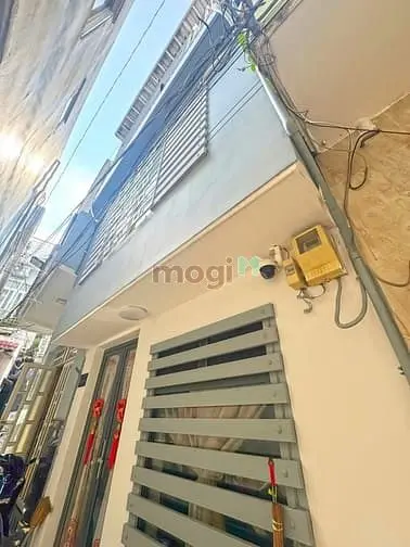 Hàng Hiếm - Nhà Đẹp Ở Liền 1 Lầu St Hẻm 95 Lê Văn Lương, Quận 7