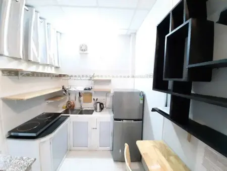 Phòng Riêng 2 Người, Gần Hutech Ngã Tư Hàng Xanh. Phòng Riêng Có Máy Lạnh Inverter Giá 2 Tr/Phòng.