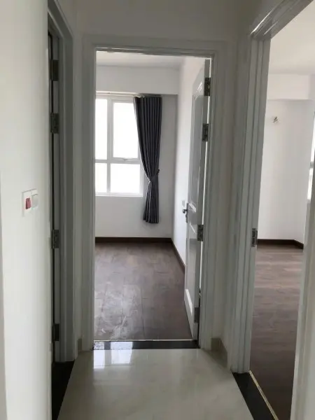 Giá 10Tr5, C/C Bàu Cát, Hồng Lạc, Tb: 2P Ngủ, Ntcb, 75M2, Căn Góc.