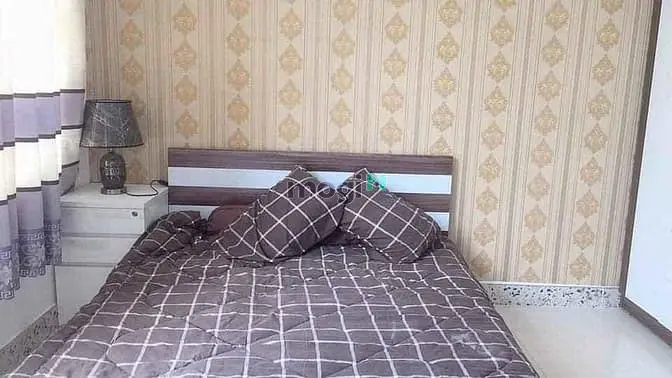 Cần Bán Nhà Chính Chủ, 2Pn, 2 Toilet, 1 Phòng Thờ, Giá 1,7 Tỷ. Qbt