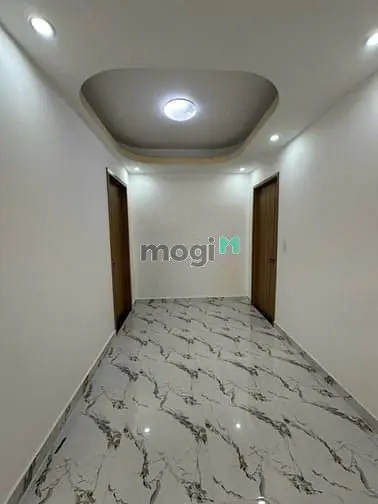 ​Căn Góc 2 Mặt Thoáng, Đang Sửa Mới 100%, Ngay Trung Tâm Bình Thạnh.