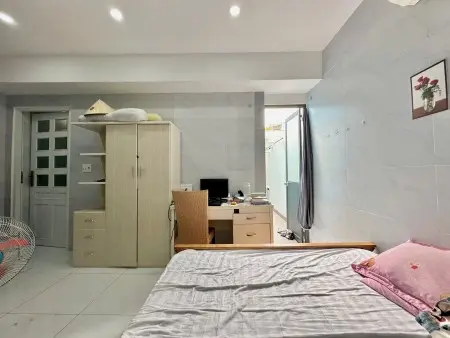 Trống Sẵn Phòng Ngay Thảo Điền , Studio Đủ Nội Thất Phòng Nhiều Ánh Sáng Thoáng