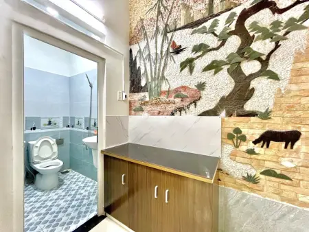 Giảm 500K Tháng Đầu. Phòng Tách Bếp - Rộng Rãi, Thoáng Mát, Lê Văn Thọ Ngay Cv Làng Hoa.