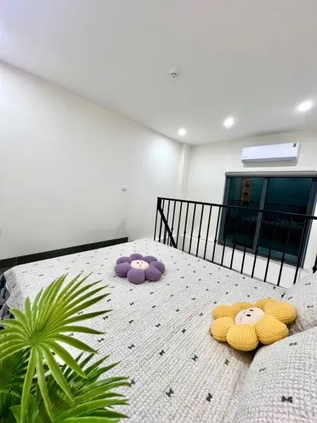 Ngõ 178 Tây Sơn- Quận: Đống Đa .Trống : 1 Phòng Qua Xem Là Chốt Cọc Lh : 0868961832