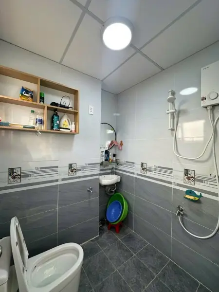 Chung Cư Bàu Cát, Hồng Lạc, Tb: 2P Ngủ, 75M2, Ban Công, 10Tr/Th