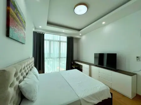 Chung Cư Cộng Hòa Plaza Chỉ 15Tr Cho Căn 3P Ngủ 120M2 Có Nội Thất