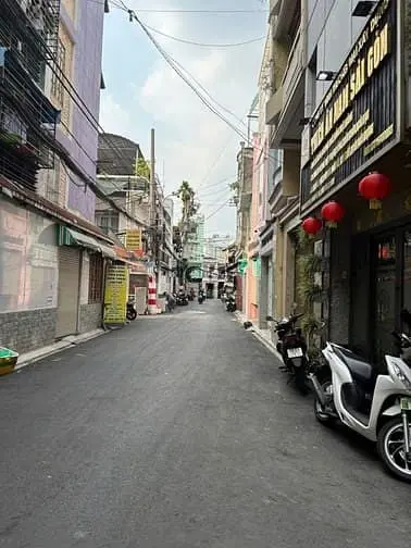 Mặt Tiền Võ Thành Trang - Ngay Bảy Hiền - Bàu Cát - 3 Tầng - 10 Tỷ