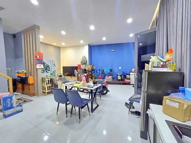 Hot Hot! Nhà Đẹp Ở Liền 2 Lầu St Hẻm Xe Hơi 6M Khu Kiều Đàm, Quận 7