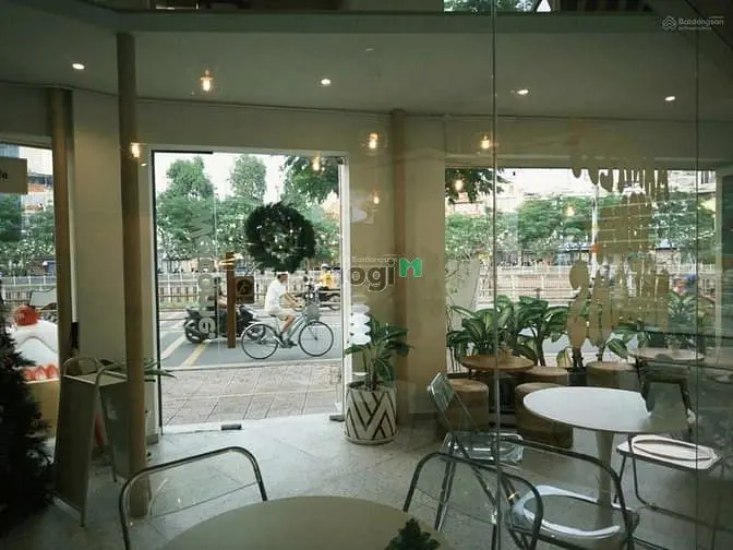 Cho Thuê Mặt Bằng Mặt Tiền Hoàng Sa, P.tân Định, Q.1