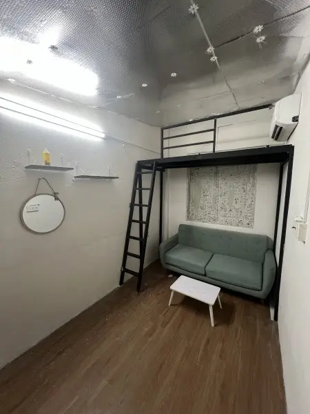 Phòng Trọ Ngay Trung Tâm Thành Phố Giá Rẻ Có Máy Lạnh