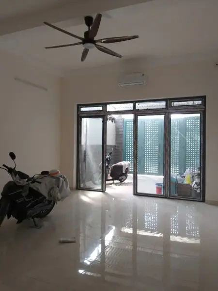 Mặt Bằng Kinh Doanh - Vp - Shop - Nail + Spa