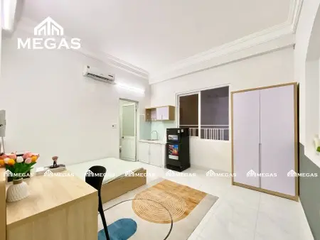 Nhà Mới Xây Studio Cửa Sổ Bự