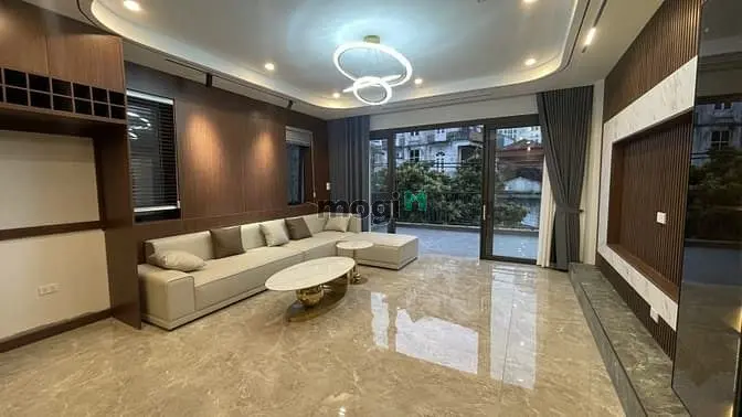 Nguyễn Văn Cừ - Long Biên – Ô Tô Tr – 92 M2 – 7 Tầng – Mt 5 M - Giá 17