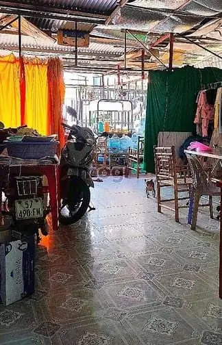 Bán Đất Tặng Nhà - Ngang 6.5M - Hxh Vào Nhà - Sát Chợ Hạnh Thông Tây -