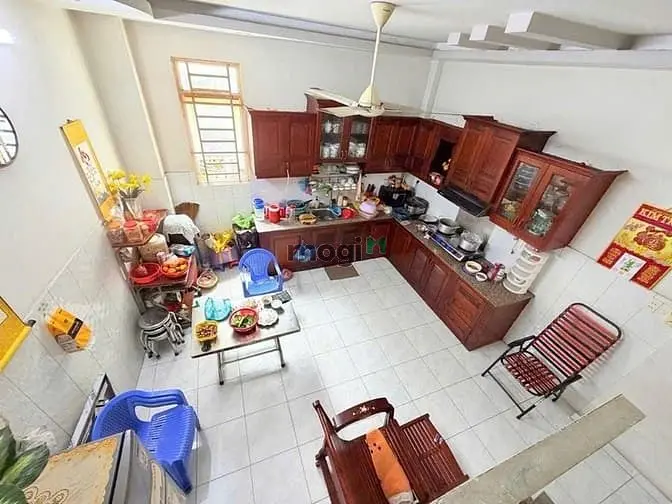 Mặt Tiền Đường - Lý Thường Kiệt - Lạc Long Quân - 4 Tầng - Kd Đa Nganh