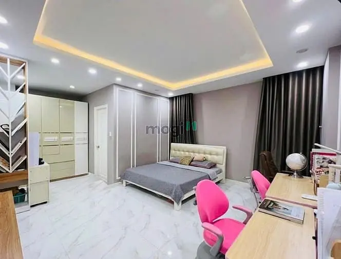 Nhà Căn Góc 2 Mặt Tiền Rộng Cộng Hòa 100M2 4 Tầng Ngang 5M