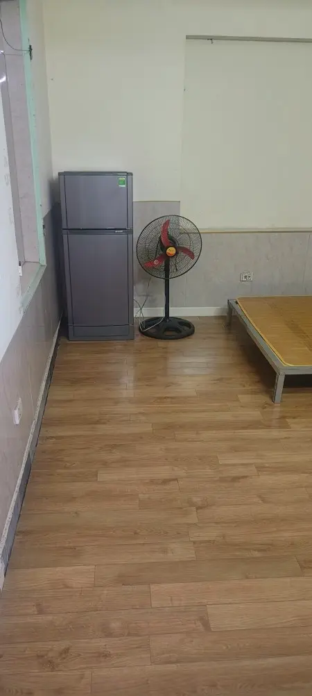 Cho Thuê Trọ Khu Vực Giáp Nhất