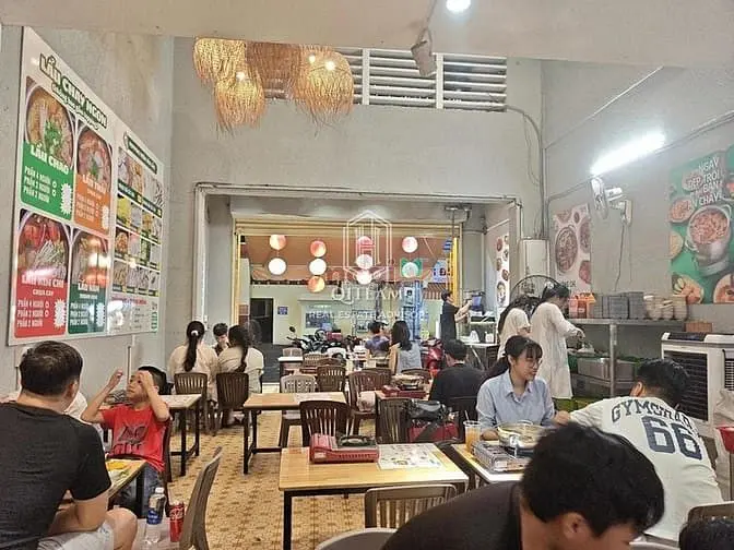 Cho Thuê Nhà 215 Tô Hiến Thành, Q10 - Dt 5,7X22M, 3Tầng, Giá 7X