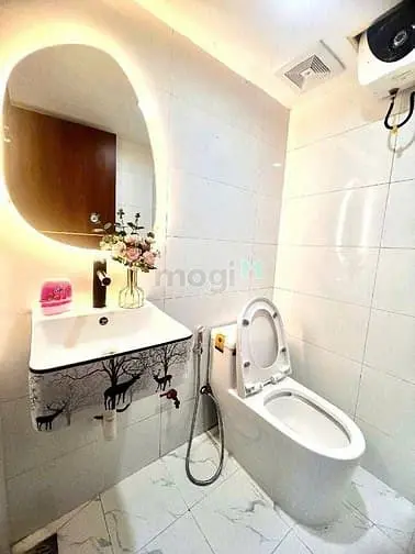 🏡 Hoàng Hoa Thám - Ngõ Nông - Thang Máy - Không Quy Hoạch - 9.75 Tỷ