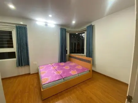 Cho Thuê Căn 81M2, Có 3P Ngủ,2Wc, Nội Thất - C/C Miếu Nổi Giá 14Tr/Th