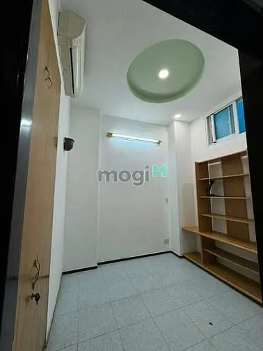 Nhà Đường 10M - Hẻm 766 Lạc Long Quân - Lý Thường Kiệt - Tân Bình