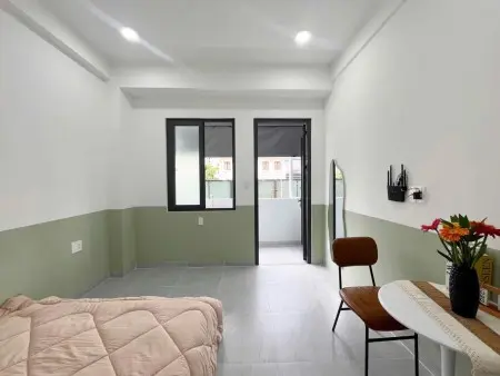 Sắp Trống Siêu Phẩm Tách Bếp Ban Công Full Nội Thất Ngay Đảo Kim Cương