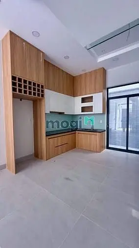 ,Bán Nhà Mới 4Tầng Long Trường - Sát Cao Tốc Vành Đai 2-3. Giá 5.Xx Tỷ