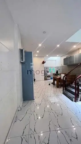 Nhà Đẹp Hẻm 521 Hoàng Văn Thụ – 3 Tầng – 4Pn – Gần Công Viên