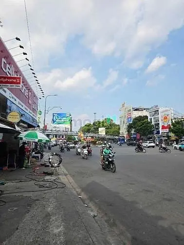 Sát Mặt Tiền Hoàng Văn Thụ – 5 Tầng – Có Dòng Tiền 200Tr/Năm – Giá 7.4