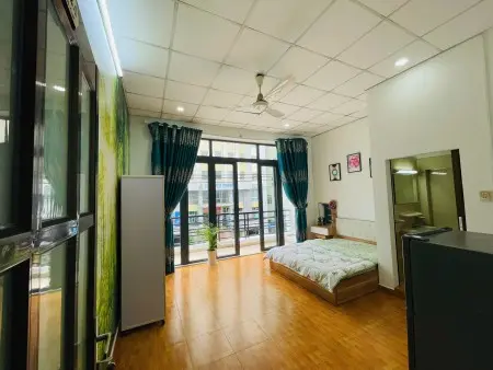 Chốt Gấp - Căn Hộ Có Ban Công, Full Nội Thất Bình Thạnh - Sát Vách Quận 1, Hàng Xanh