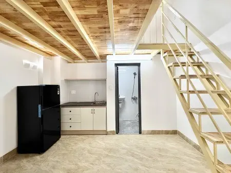 Sắp Trống 1 Căn Phòng Gác Dt Rộng Rãi - Nội Thất Cơ Bản - Gần Bv Lê Văn Thịnh - Q2