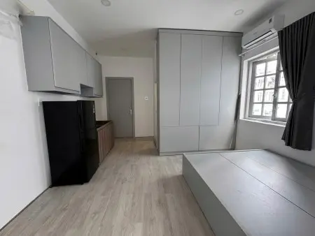 [ Hình Thật Giá Thật ] Căn Hộ Ban Công Nội Thất Cơ Bản Ngay Trung Tâm Q2