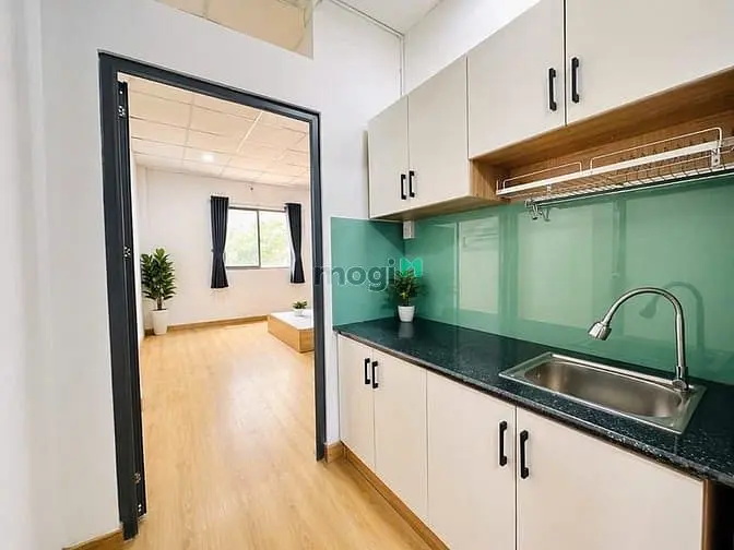 Bán Tòa Nhà Mặt Tiền Ngay Bàu Cát - Nguyễn Hồng Đào 128M2 - Ngang 8M