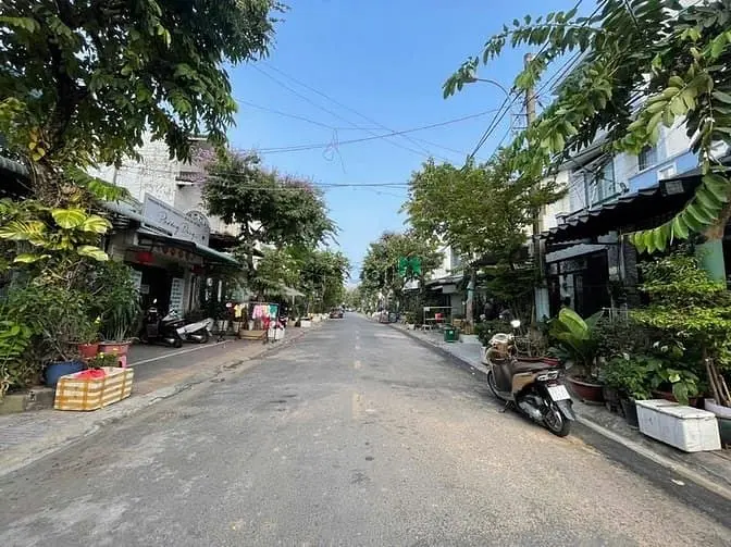 Bán Nhà 1 Trệt 1 Lầu Đường 10 Phước Bình