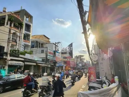 Mặt Bằng Mặt Tiền 30X Lê Quang Định, Ngang 4Mx3.5M, 8 Tr/Tháng