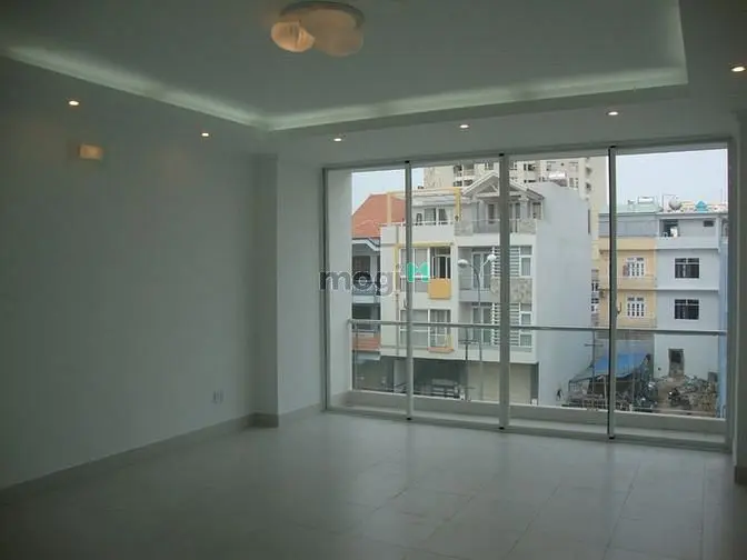 Cho Thuê Nhà Nguyên Căn 5X20Mm2. 1 Trệt, 3 Lầu, Đường Nguyễn Quý Đức