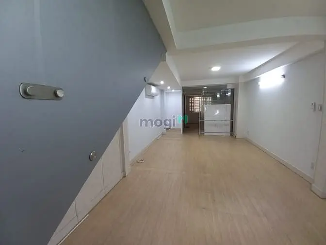 Cho Thuê Văn Phòng Làm Việc 1 Trệt 1 Lửng Mặt Tiền Nguyễn Gia Trí (D2)