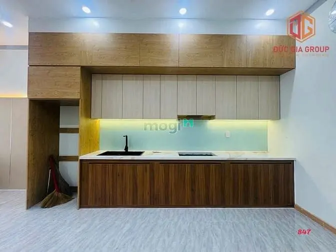 Bán Nhà Mặt Tiền Huỳnh Văn Nghệ Sổ Hồng 79M2 Giá 4.3 Tỷ