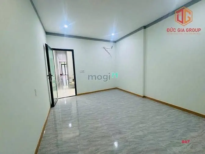 Bán Nhà Mặt Tiền Huỳnh Văn Nghệ Sổ Hồng 79M2 Giá 4.3 Tỷ