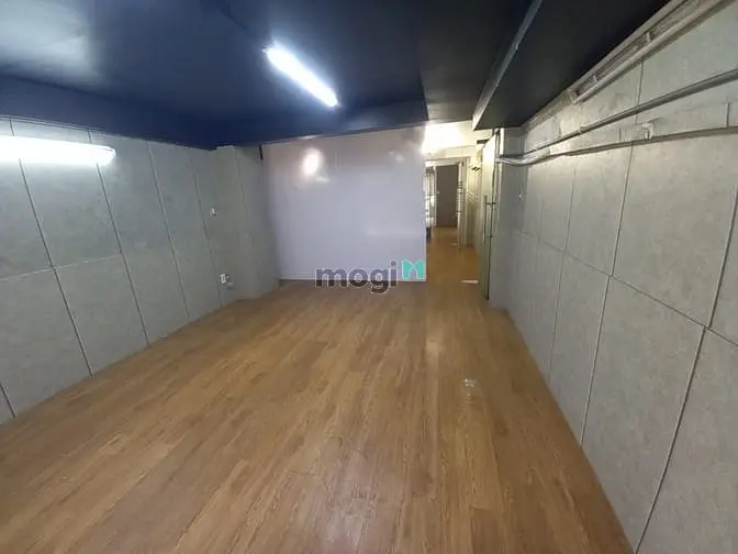 Cho Thuê Văn Phòng Làm Việc 1 Trệt 1 Lửng Mặt Tiền Nguyễn Gia Trí (D2)