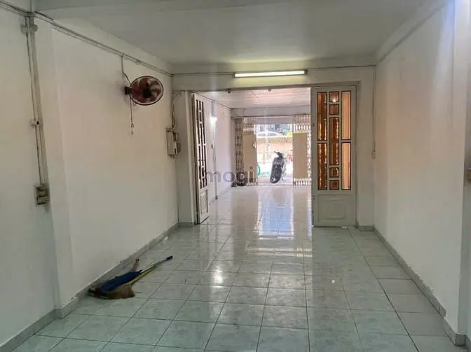 Cho Thuê Nhà 1 Trệt 1 Lầu Mặt Tiền Sầm Uất Nguyễn Xí (Gần Vincom)