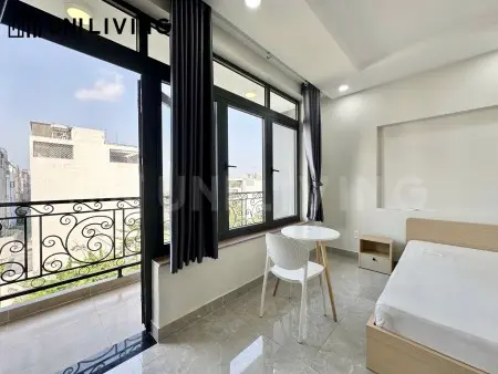 [Hình Thật Giá Thật] Căn Hộ Full Nội Thất - Ban Công Rộng - Nhà Mới