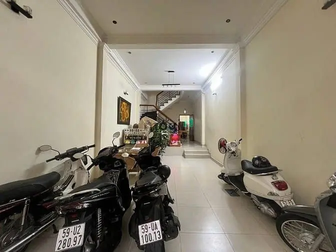 Siêu Phẩm Hẻm Hoàng Văn Thụ - Đối Diện Gala Center - 85M2 - Khu Vip