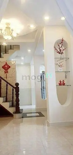 🚨 Giá Sóc Giáp Quận1 – Chỉ 5.6 Tỷ 🚨