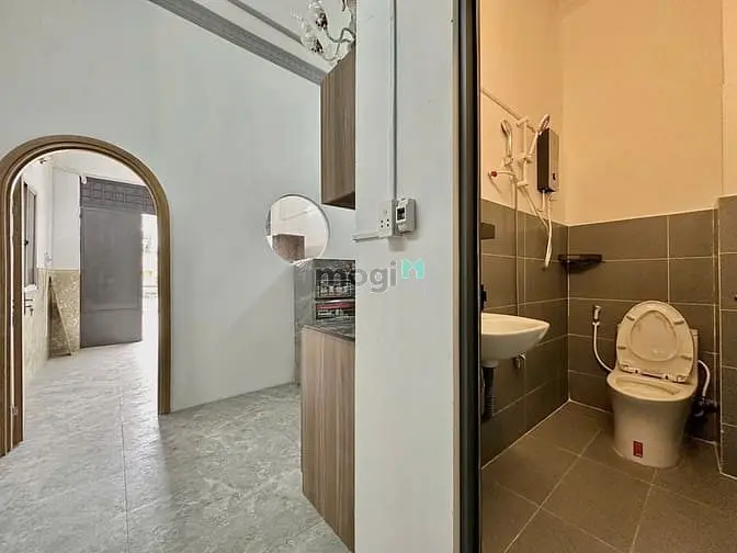 Chdv Full Nội Thất Ban Công Ngay Ngã Tư Bảy Hiền Quận Tân Bình